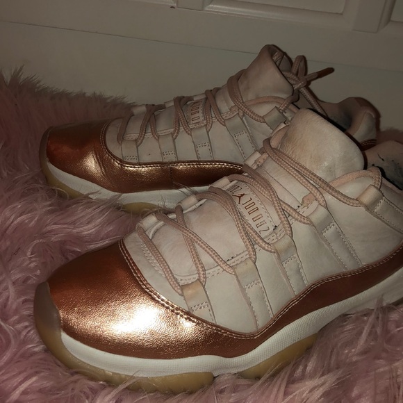 rose gold shoes jordans